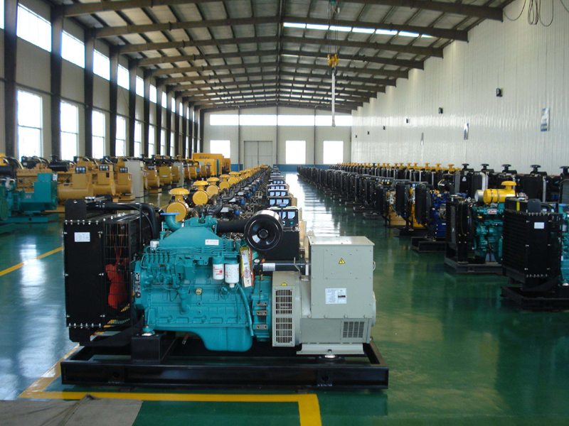 阳春租赁发电机-柴油发电机组冒蓝烟、冒黑烟、冒白烟故障分析