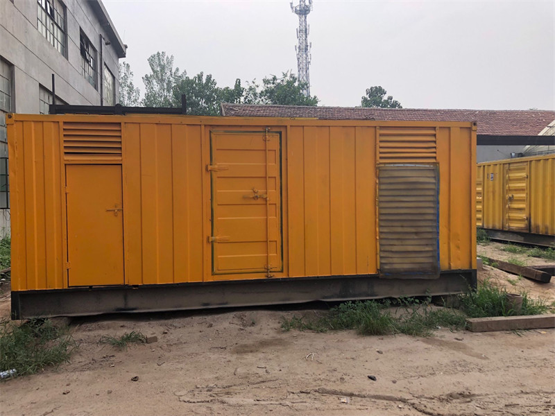 阳春柴油发电机如何判断新机油是否已经完全充满机油滤清器？