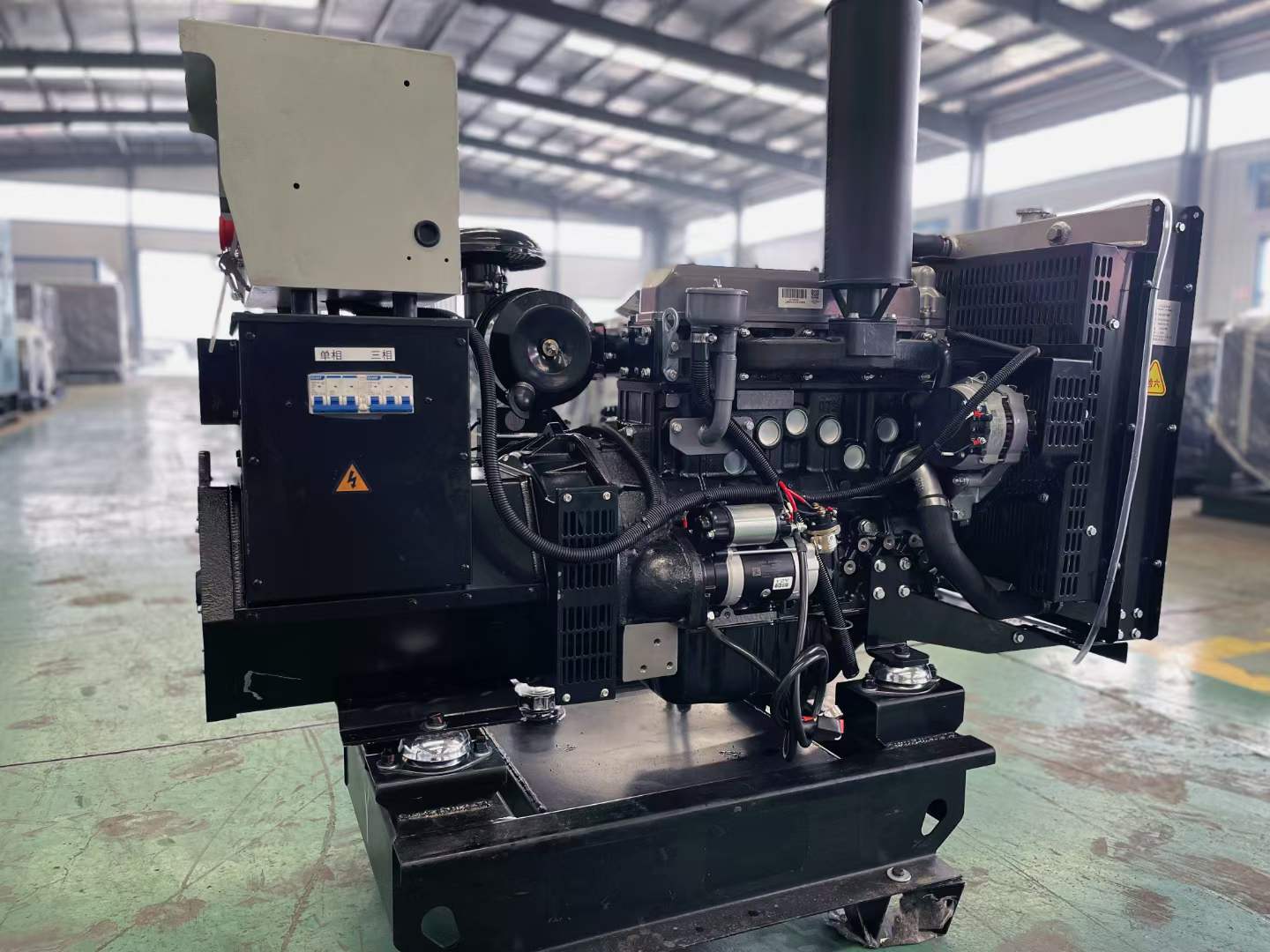 阳春如何降低电感性负载对发电机的影响？