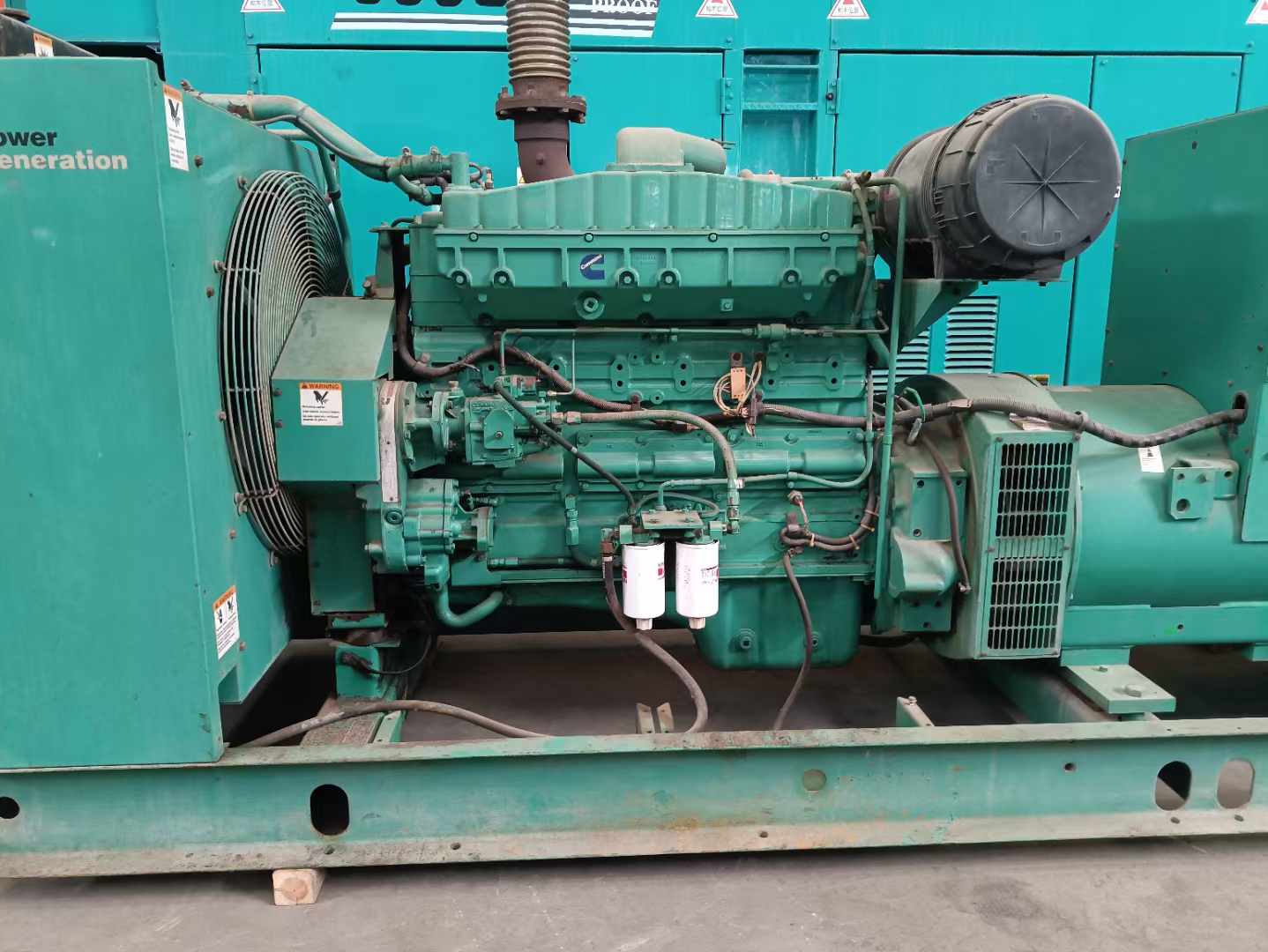 阳春过载会对 600kW 柴油发电机组造成哪些损害？