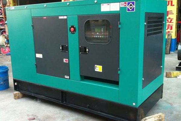 阳春如何检查机油的使用时间？