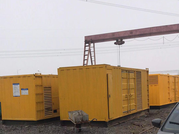 阳春100kw柴油发电机组每小时油耗？