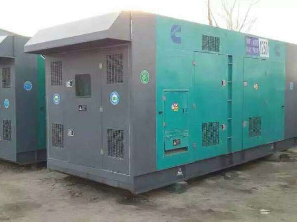 阳春合同中关于工期延误的责任如何界定和处理？